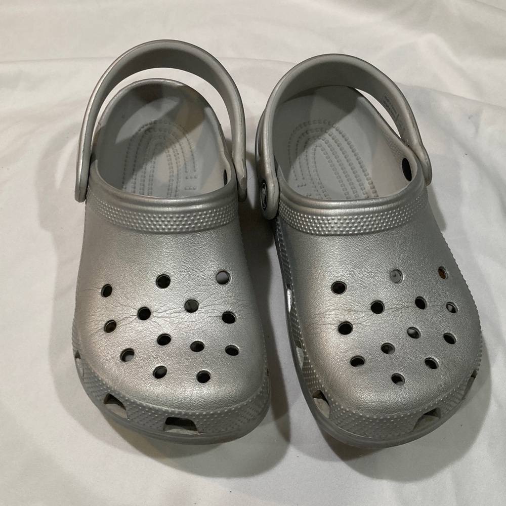 CROCS Kids Shiny Gray Water Shoes